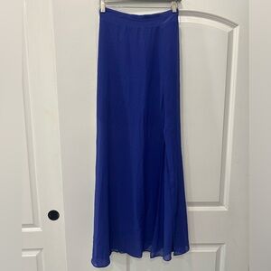 Bebe maxi skirt with zipper closure